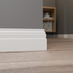 Плинтус белый Ultrawood арт. Base 0022 p (2000 x 80 x 12 мм.)